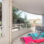 Martinez Area: Modern 3 Bedrooms W/ Terrace Cannes
