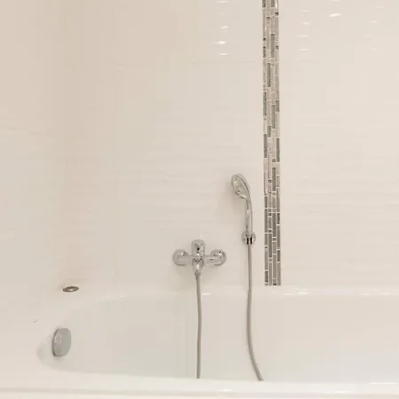 公寓 Martinez Area: Modern 3 Bedrooms W/ Terrace 戛纳